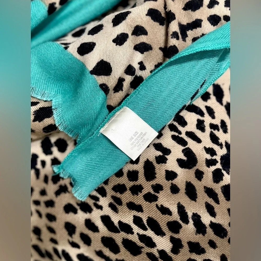 Oversized Cheetah Print Scarf with Teal Border